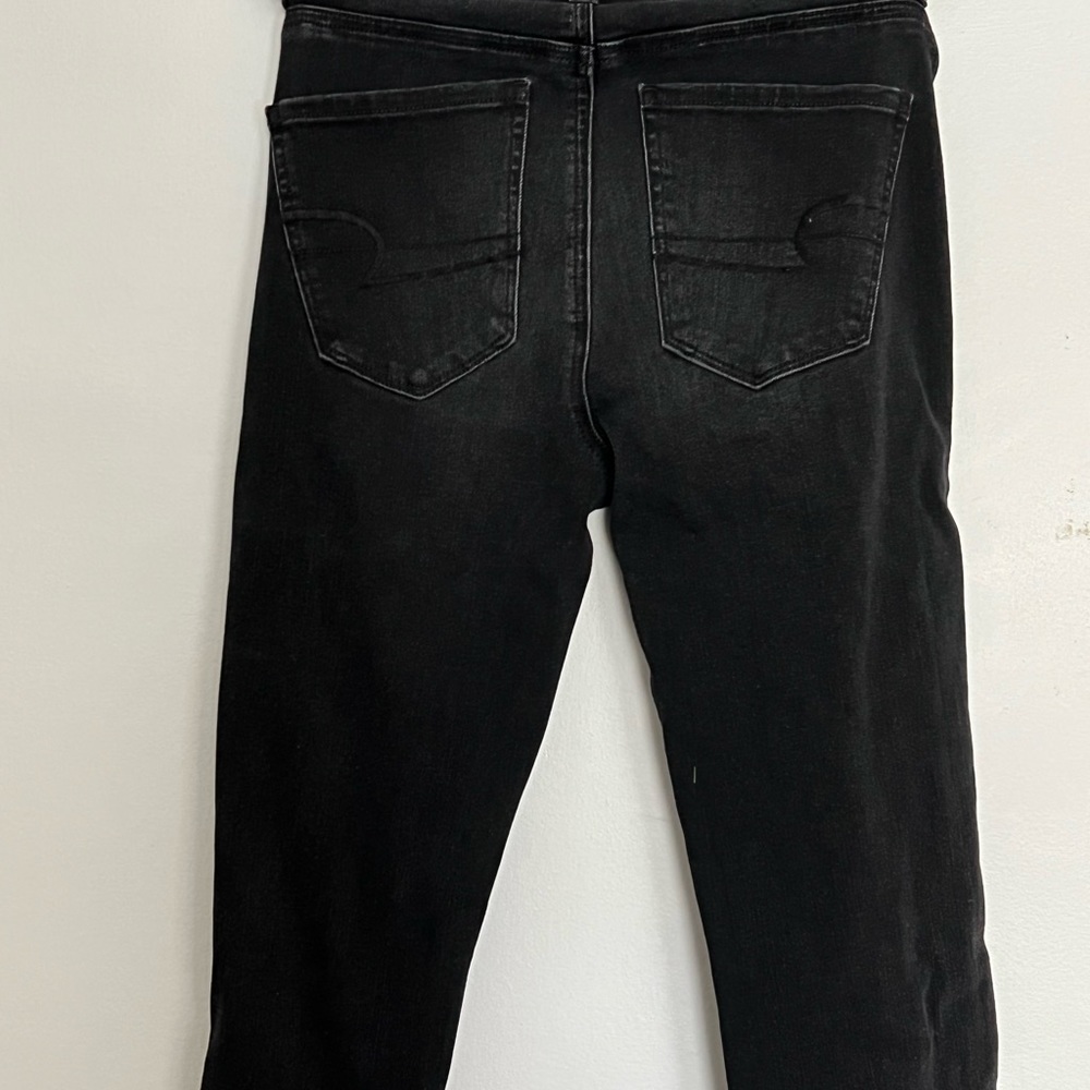 Black ripped jean